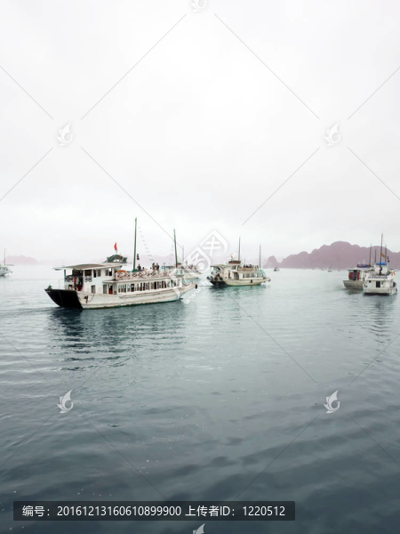 下龍灣越南旅游船；