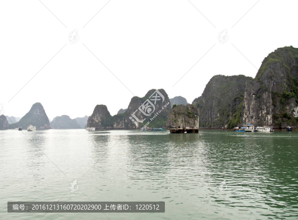 下龍灣；越南。聯(lián)合國(guó)教科文組織世界遺產(chǎn)。