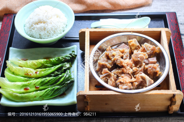 排骨飯