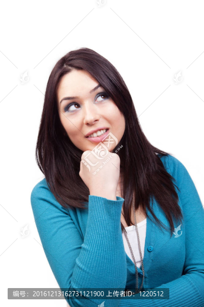 創(chuàng)造性和沉思的年輕可愛的女人