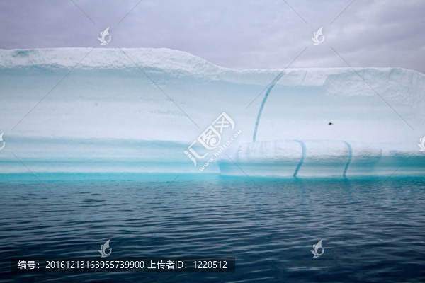 綠松石冰山
