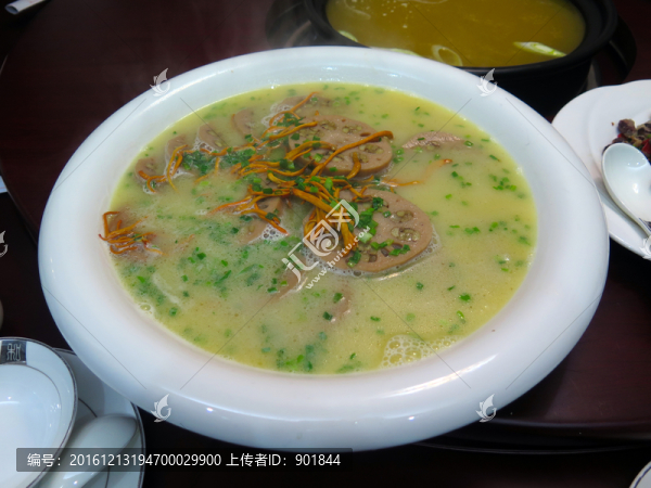 蟲草花蓮藕湯