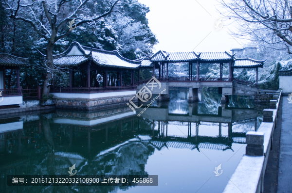 江南園林雪景