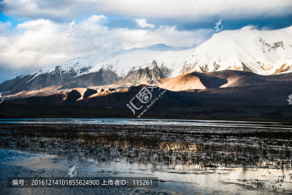 帕米爾高原雪山