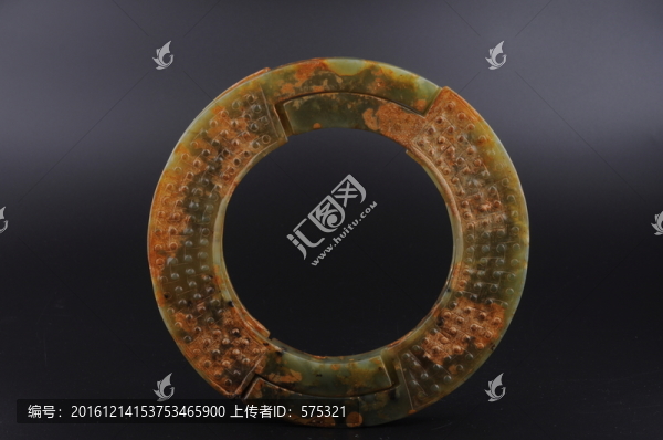 戰(zhàn)國玉環(huán),戰(zhàn)國勾連紋蚩太玉環(huán)
