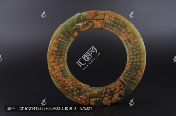 戰(zhàn)國玉環(huán),戰(zhàn)國勾連紋蚩太玉環(huán)