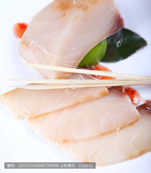 帶醬油的生白魚