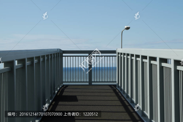 行人天橋。