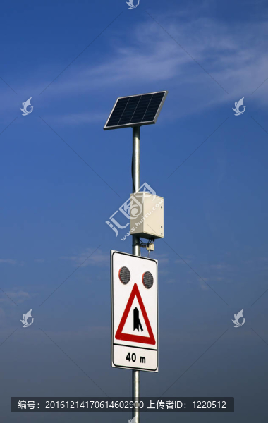 太陽(yáng)能道路標(biāo)志