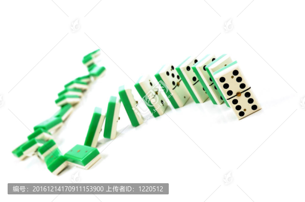 多米諾
