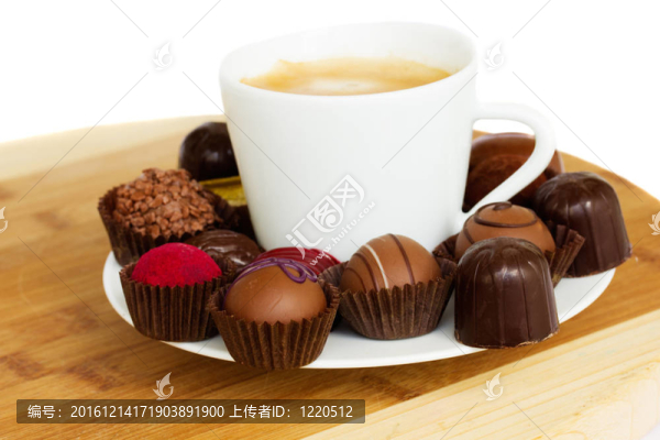 一杯加糖的咖啡