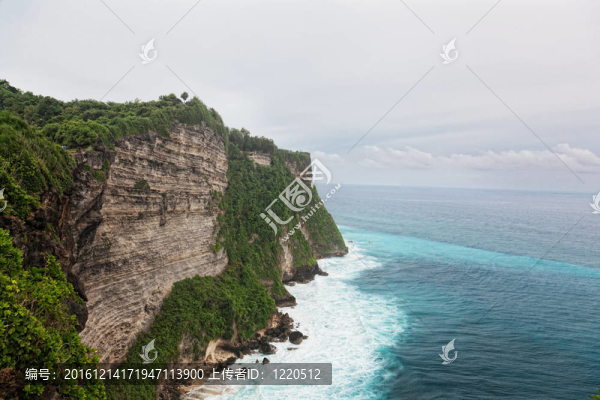 從巖石到印度洋和海浪