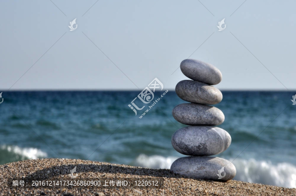 一堆石頭