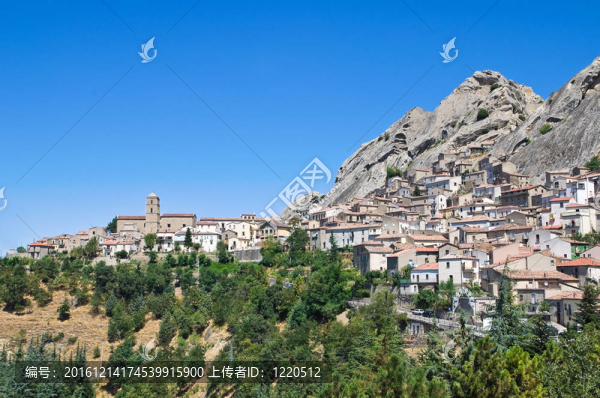 Pietrapertosa的全景。巴斯利卡塔大區(qū)。意大利.