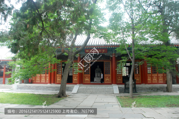 香山公園內(nèi)孫中山紀(jì)念堂