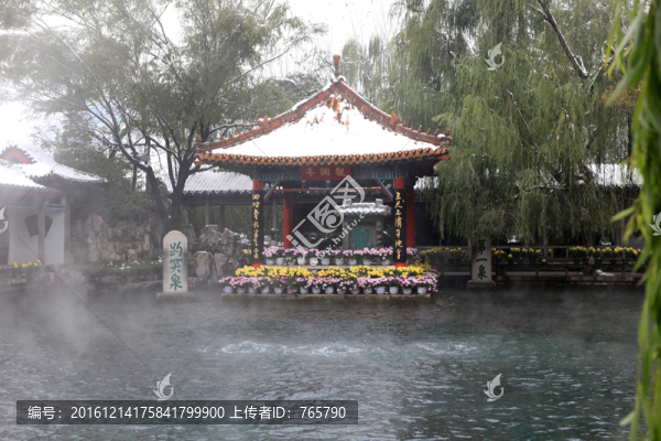 濟(jì)南趵突泉雪景