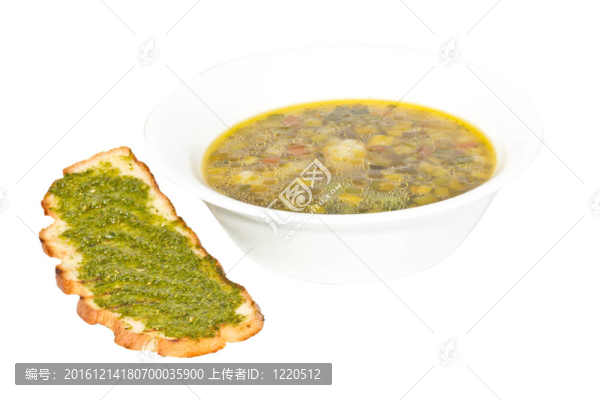 炸面包意大利蔬菜湯