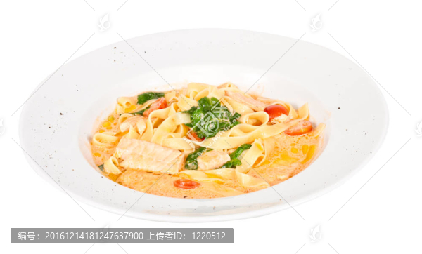 奶油意大利面；三文魚；奶酪和歐芹