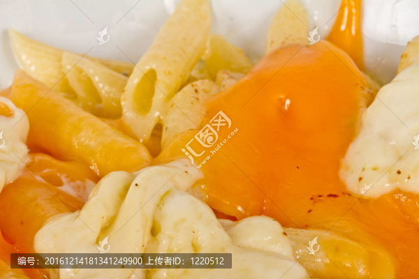 意大利通心粉和干酪；多藍(lán)；chamamber奶酪