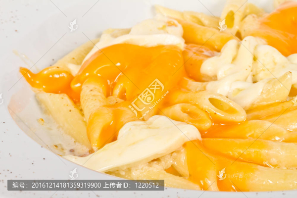 意大利通心粉和干酪；多藍(lán)；chamamber奶酪