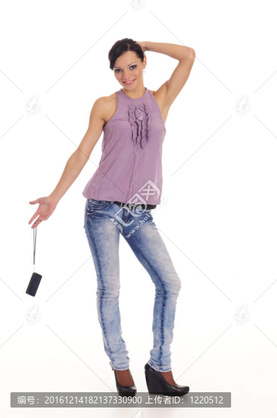 可愛的女人打電話