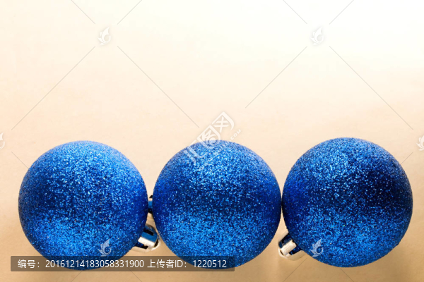 新年樹(shù)裝飾