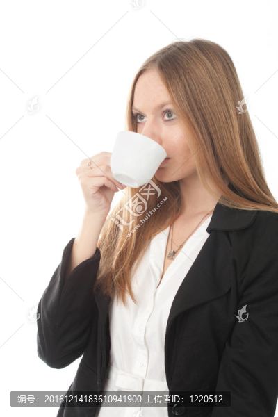 帶咖啡杯的女孩
