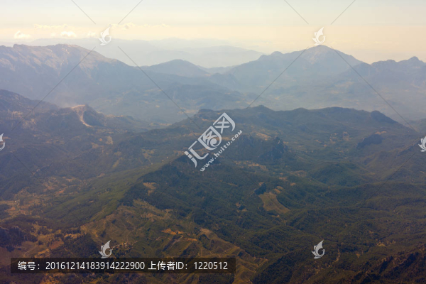飛機山景