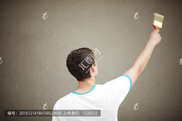 帶刷子的年輕人