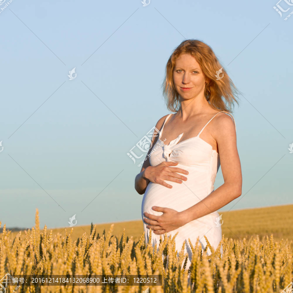 懷孕的女人