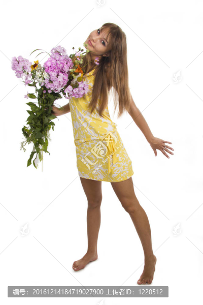 漂亮女孩抱著一束花；與世隔絕