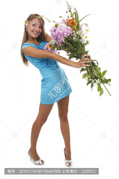 漂亮女孩抱著一束花；與世隔絕