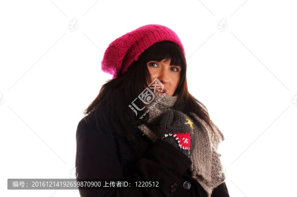 穿冬衣的女人