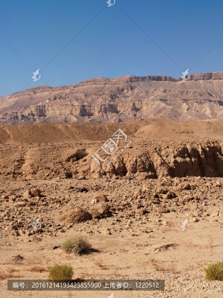 在小坑景區(qū)的沙漠景觀（Makhtesh,Katan）在以色列的內(nèi)蓋夫沙漠