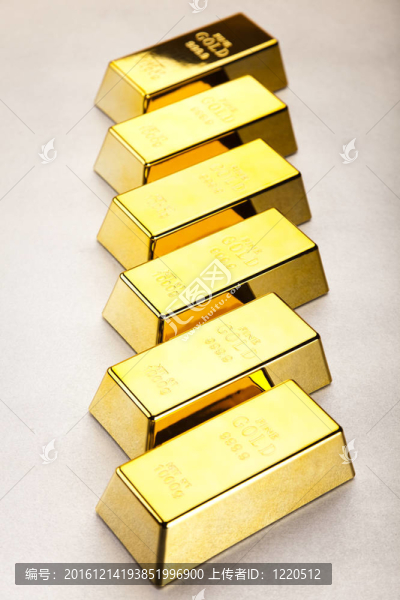 金色的酒吧