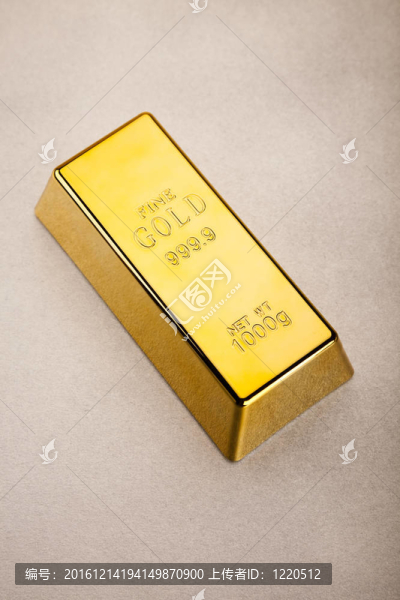 金色的酒吧