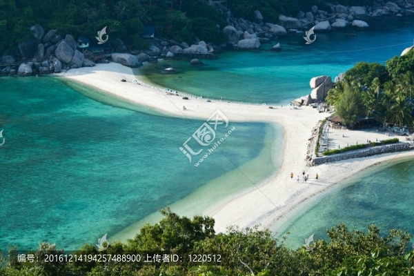 囊元島美麗的海灘