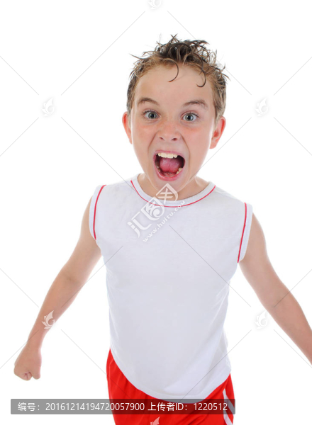 憤怒的小男孩