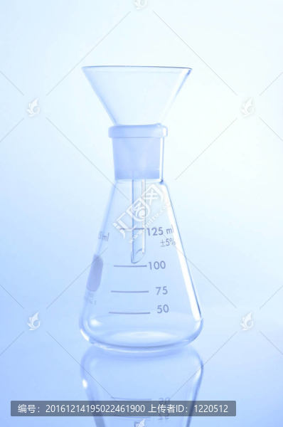 實(shí)驗(yàn)室玻璃器皿。