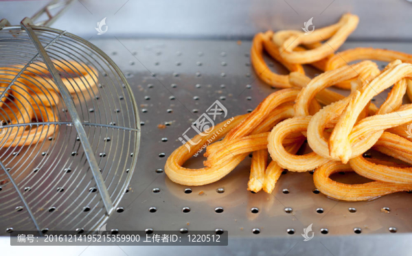 油條炸油條的面粉油條西班牙