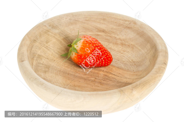 木碗草莓