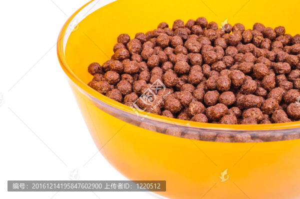 早餐麥片；巧克力球