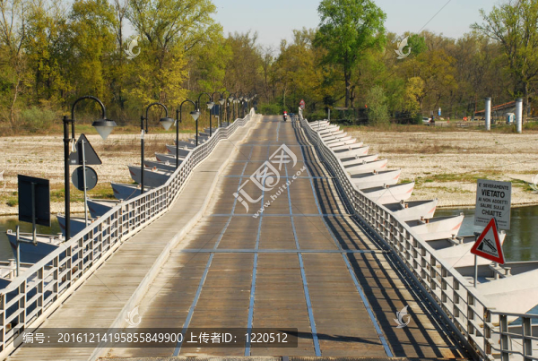 貝雷瓜爾多航橋