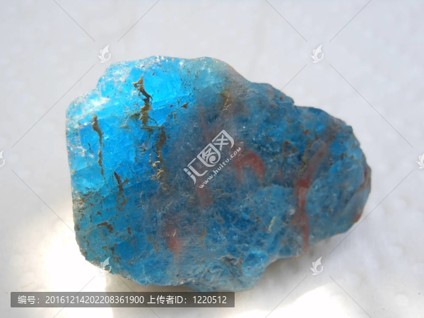 藍色的磷灰石晶體