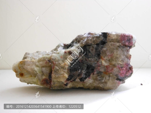 云母基西瓜碧璽