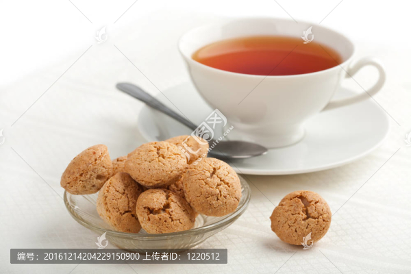 松餅和一杯茶