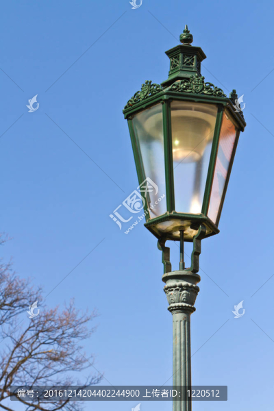 布拉格历史灯柱