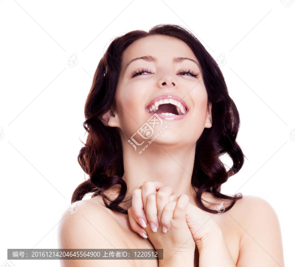 笑的女人