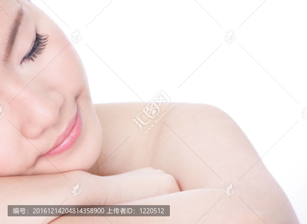 睡眠女人特寫肖像（半臉）