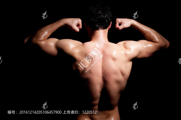 肌肉發(fā)達(dá)的男人